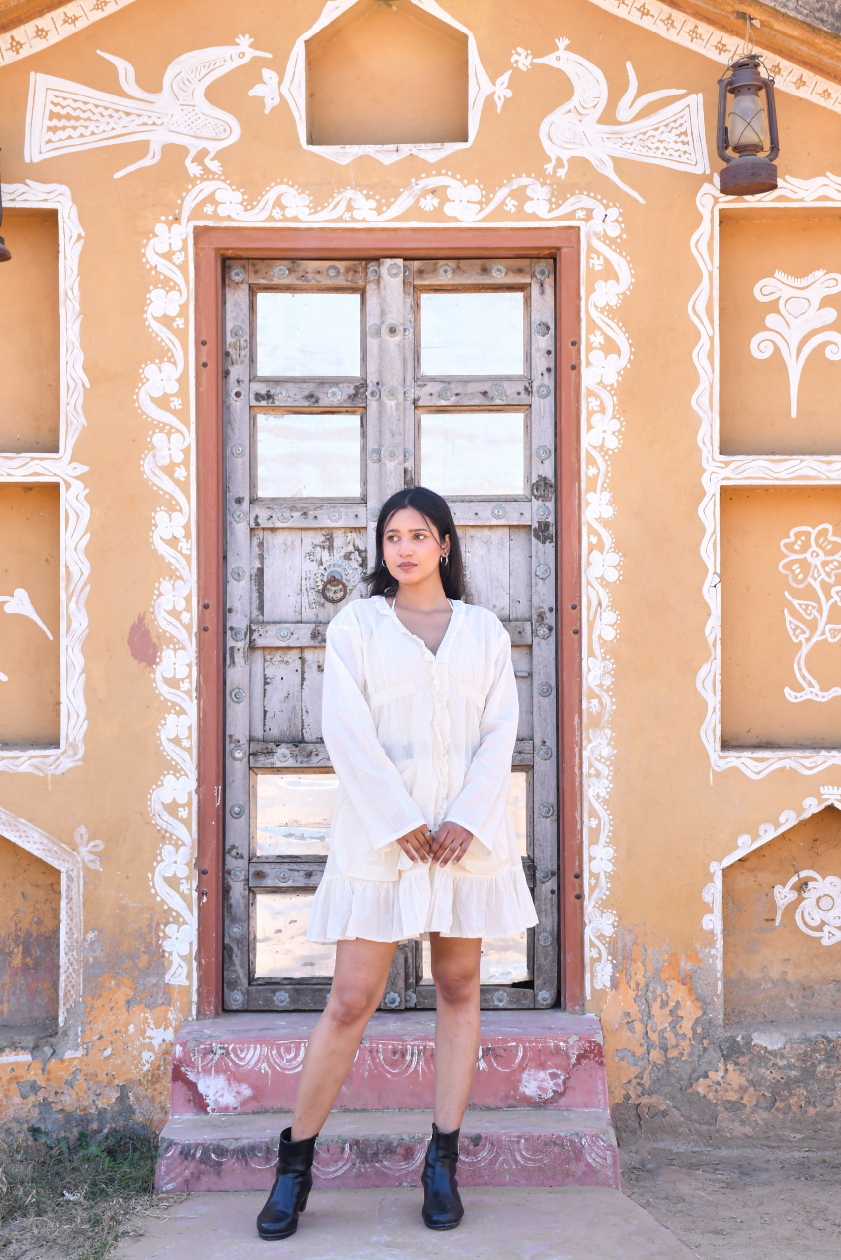 Desert Dori Women’s White Cotton Frilled Top