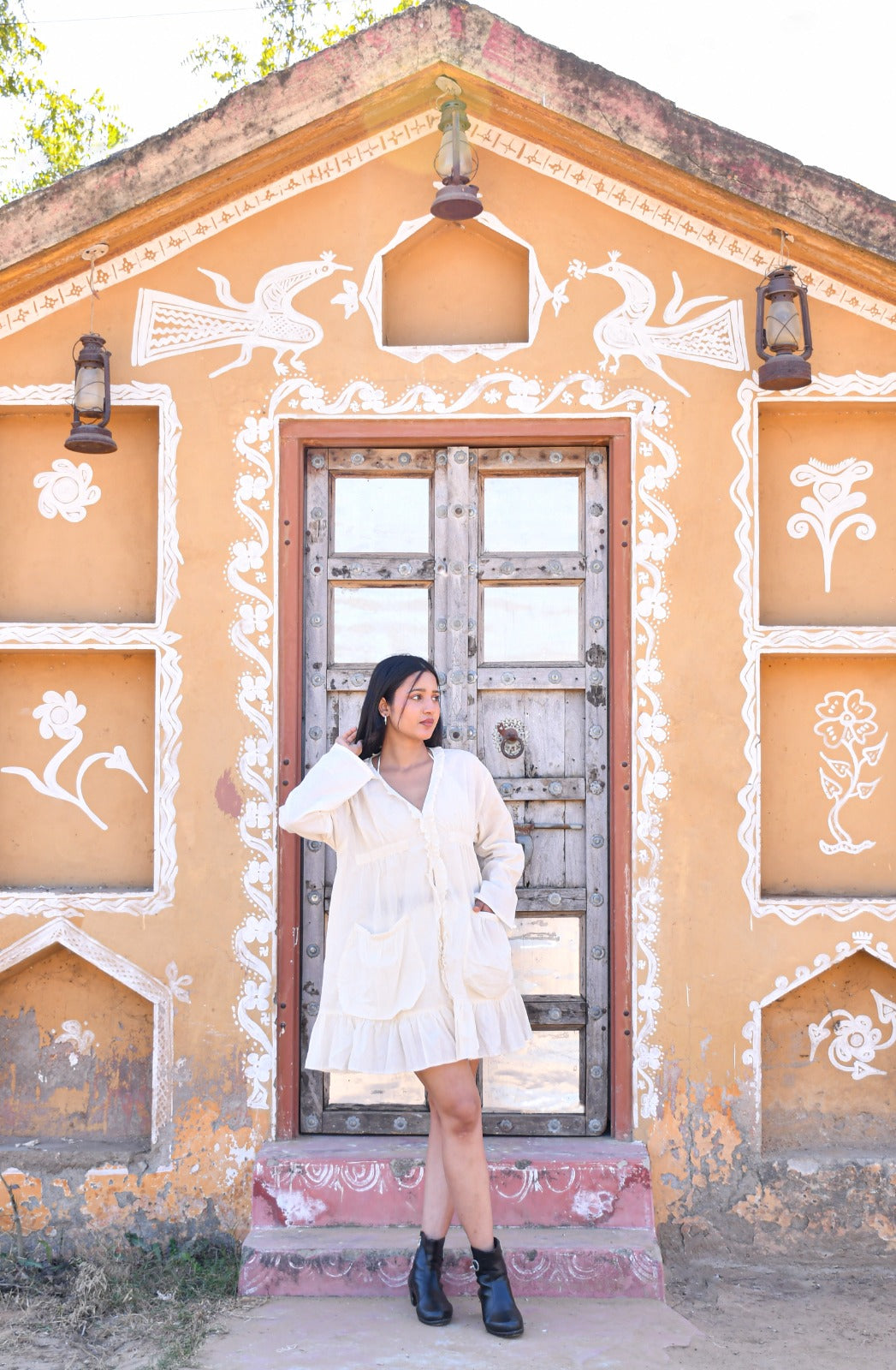Desert Dori Women’s White Cotton Frilled Top