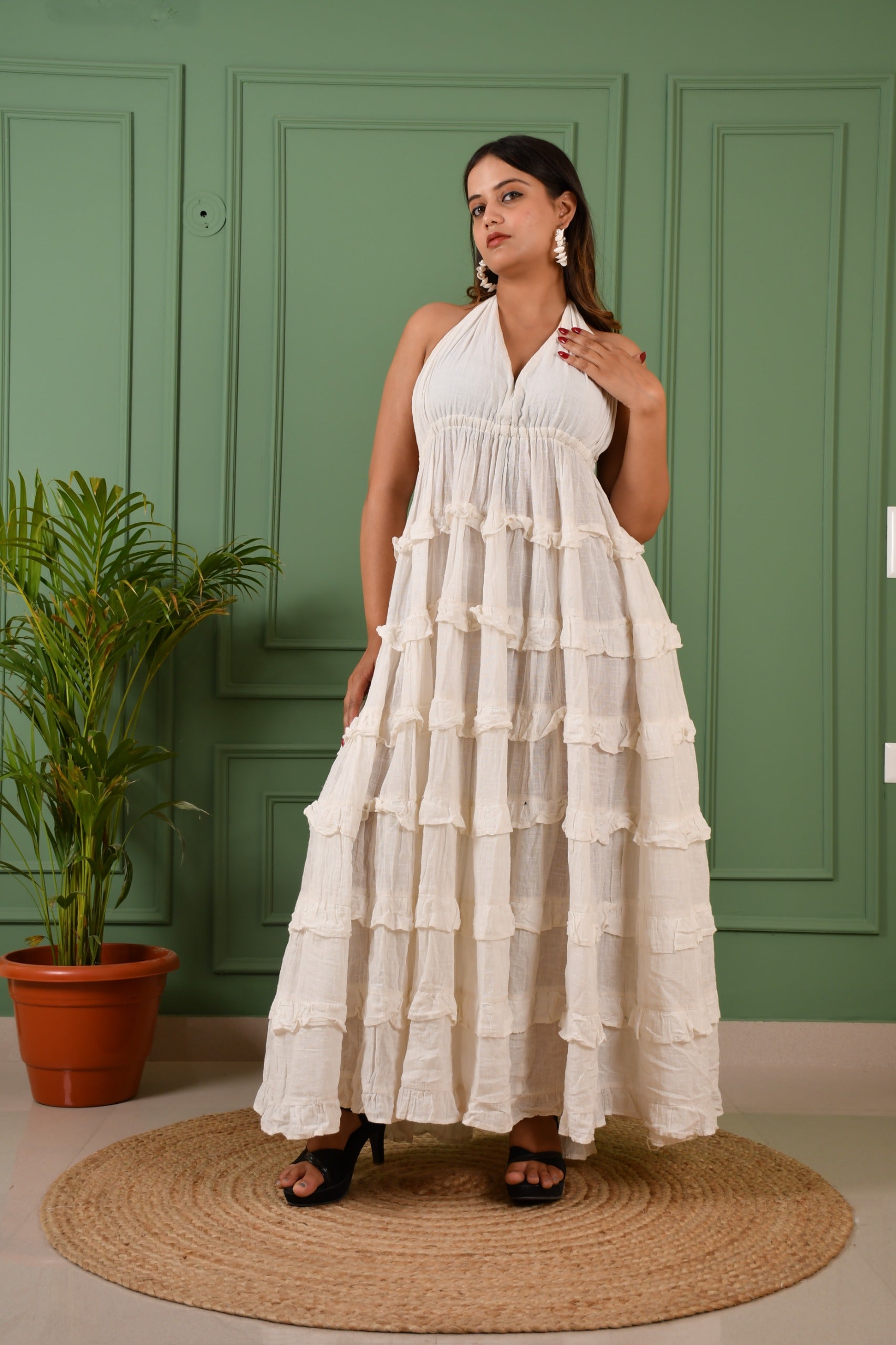 Desert Dori Women’s Flared Backless Maxi Dress