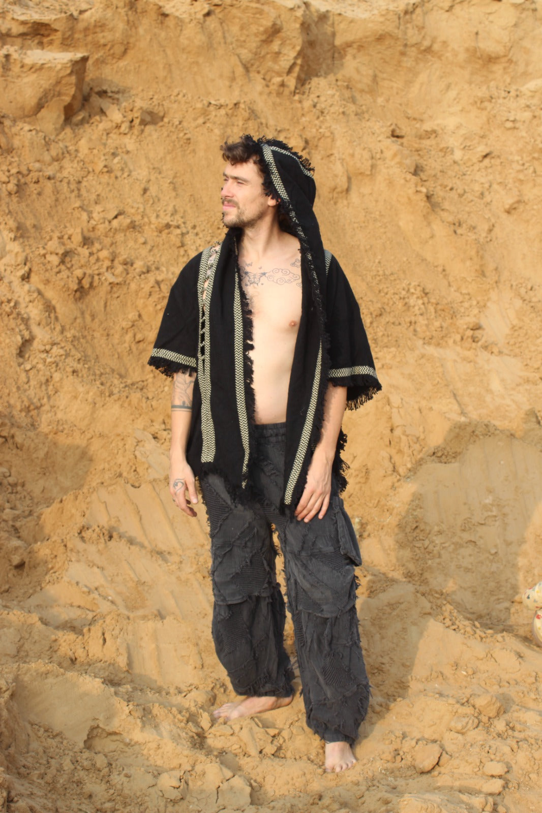 Desert Dori Men’s Cotton Jacquard Short Kimono Jacket