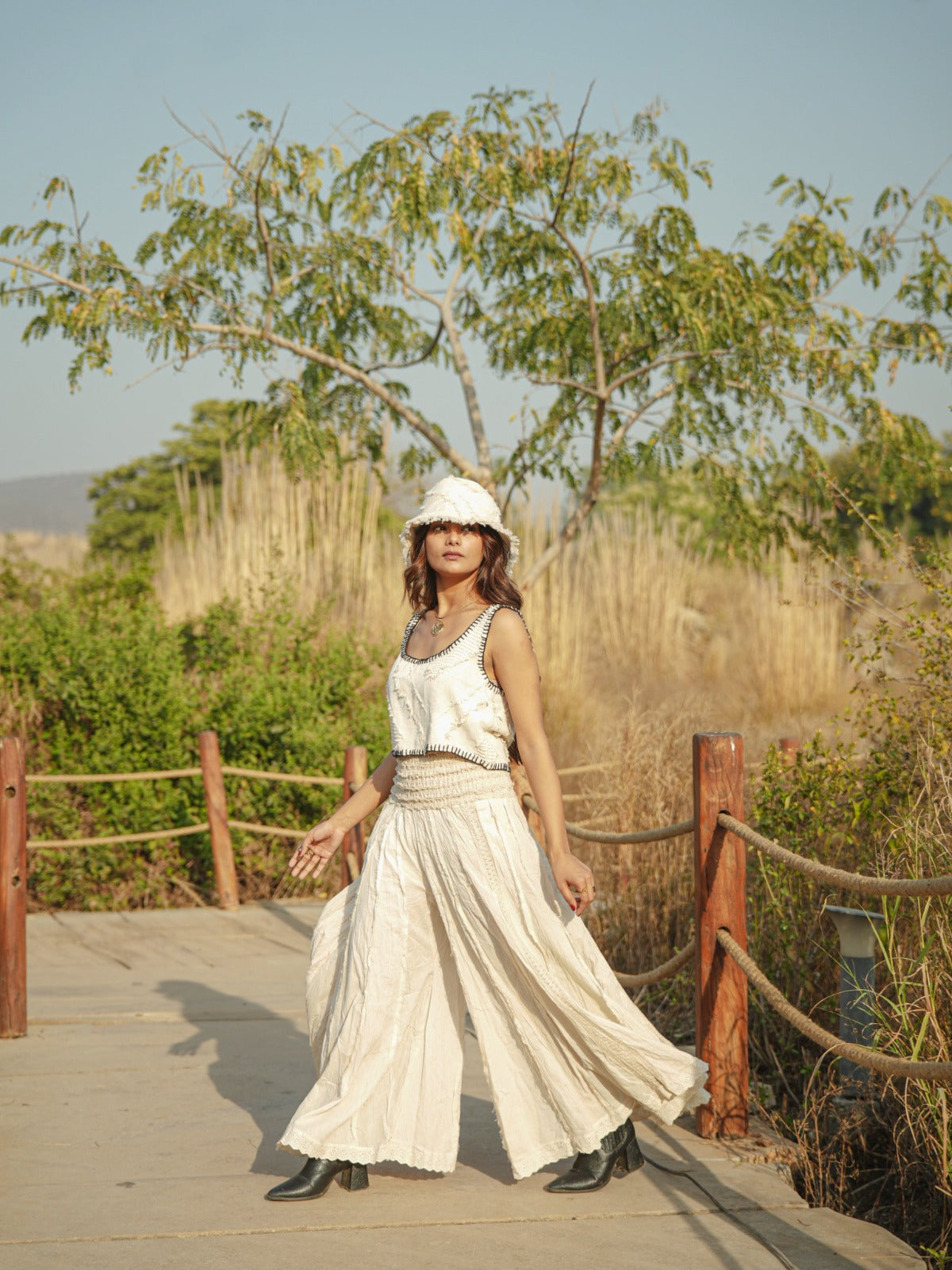 Desert Dori Comfort Fit Wide-Leg Pants