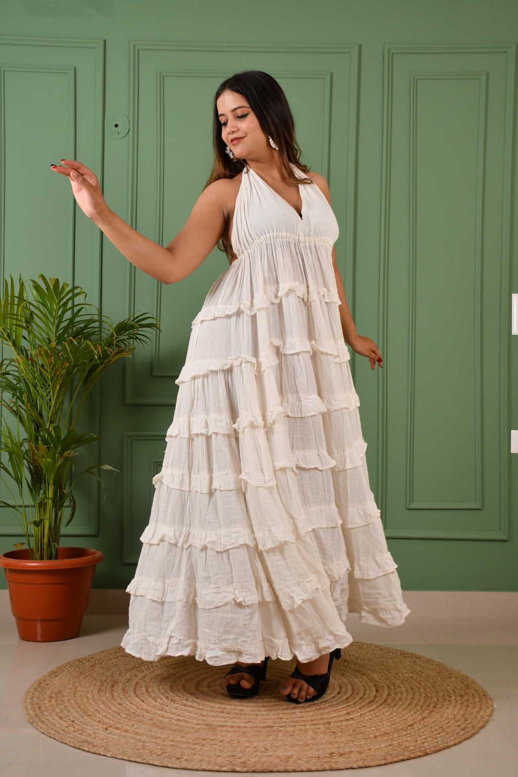 Desert Dori Women’s Flared Backless Maxi Dress